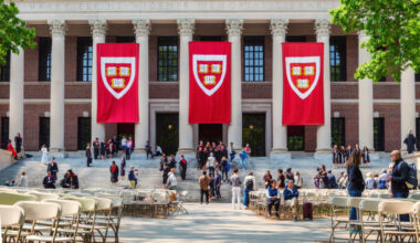 Harvard University: Online Courses To Register